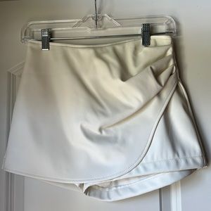 Forever 21 White, faux leather skort